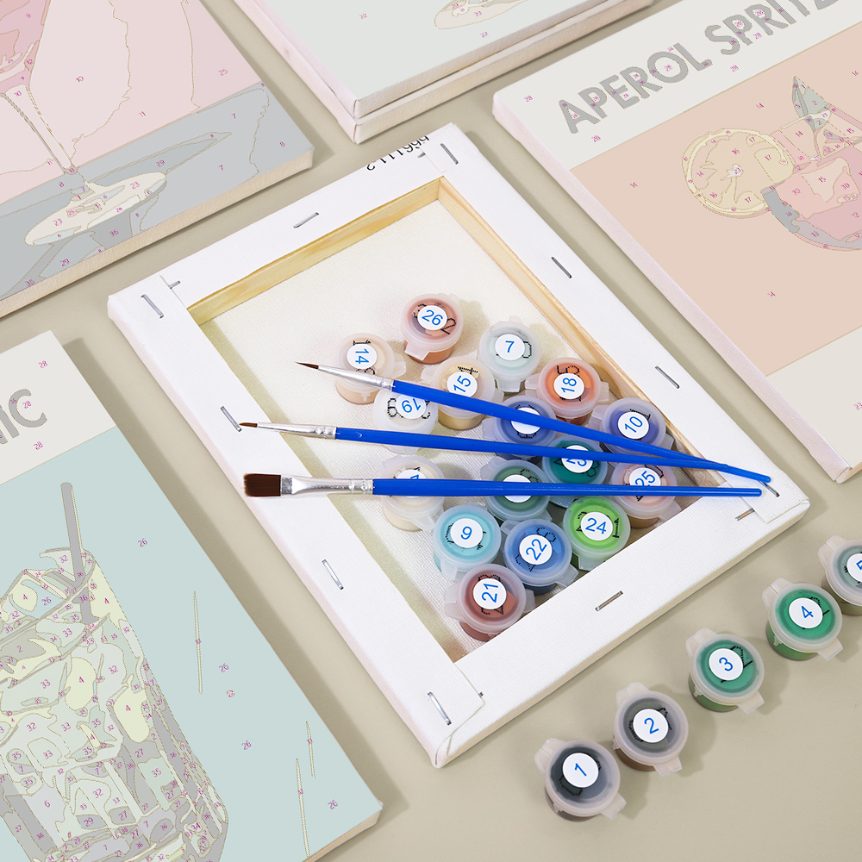 Sip & Paint Cocktail Set – 6 Mini Paint-by-Numbers + 6 Easels